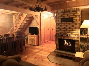 Телевизор и/или развлекательный центр в Siedlisko Czarny Bocian