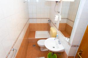 Kúpeľňa v ubytovaní Apartmani Vranjes