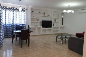 TV a/nebo společenská místnost v ubytování Bright Can Picafort