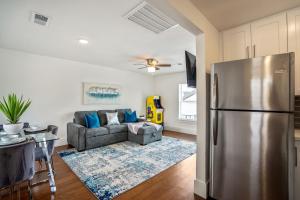 Una cocina o cocineta en Universal Apartment at East Downtown