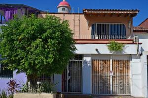 Το κτήριο όπου στεγάζεται  η παραθεριστική κατοικία