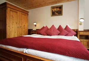 Postel nebo postele na pokoji v ubytování Hotel Jelinek