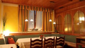 Restaurant ou autre lieu de restauration dans l'établissement Krämerwirt Hotel-Gasthof