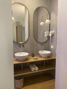 Krysos Luxury Rooms的一间浴室