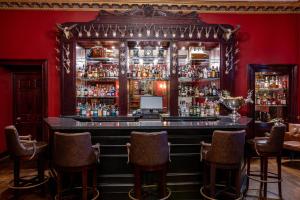 Area lounge atau bar di Melville Castle Hotel