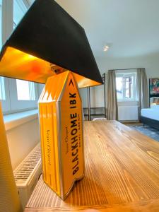 Posteľ alebo postele v izbe v ubytovaní Blackhome Vintage Innsbruck City Centre I contactless check-in