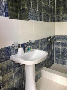 Koupelna v ubytování Martv'Elle Boutique Guesthouse