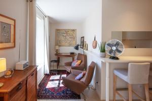 Ruang duduk di Les Suites de Catherine, la 35