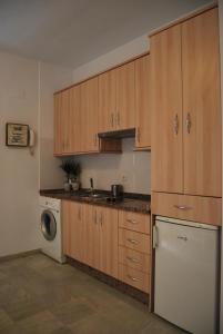 A kitchen or kitchenette at El Rincón de Aurora