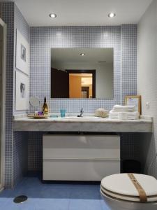 A bathroom at Luminoso y Elegante, piscinas y pistas de pádel