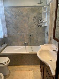 A bathroom at 34 Arena House