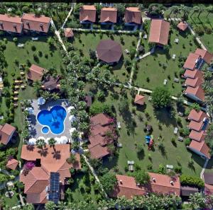 Bazén v ubytování Nerissa Hotel nebo v jeho okolí