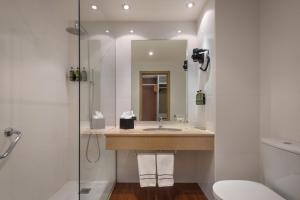 Koupelna v ubytování Melia Lisboa Oriente Hotel