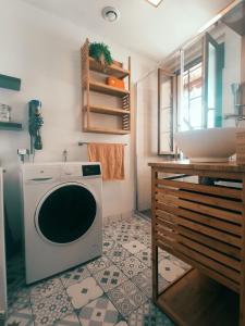 Ванная комната в Appartement Hyper Centre Evian - Leman Odyssey