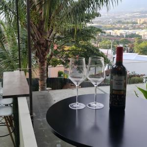 Bebidas en Cozy private Apartment, Mirador Escazú -Great view-