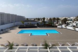 Bazén v ubytování Oasis View Lanzarote nebo v jeho okolí