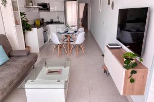 Kuchnia lub aneks kuchenny w obiekcie Oasis View Lanzarote