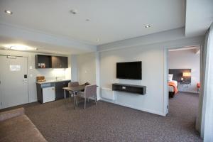 TV a/nebo společenská místnost v ubytování Copthorne Hotel Palmerston North