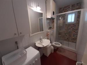 Kúpeľňa v ubytovaní Apartman u centru Makarske