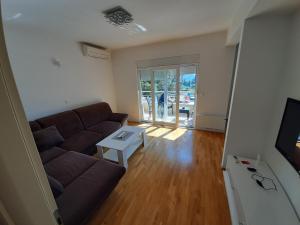 Posedenie v ubytovaní Apartman u centru Makarske