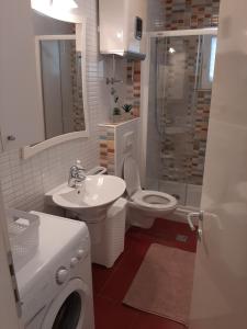 Kúpeľňa v ubytovaní Apartman u centru Makarske