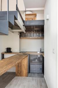 Köök või kööginurk majutusasutuses Lofty loft - Chiese