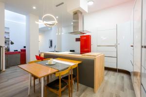 Kuchyňa alebo kuchynka v ubytovaní Luxusní velký apartmán s terasou v centru Litomyšle