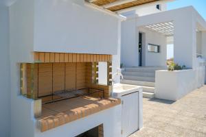 A seating area at Astrea Villas