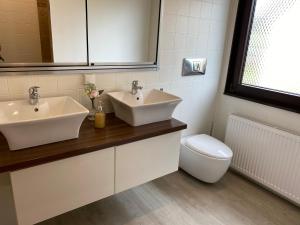 Koupelna v ubytování Ferienwohnung Stargardt in Bad Münder für 5 Personen