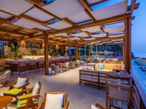 The Bodrum Hotel Yalikavak - MGallery Collection餐厅或其他用餐的地方
