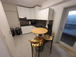 Η κουζίνα ή μικρή κουζίνα στο Mathilda - apartments