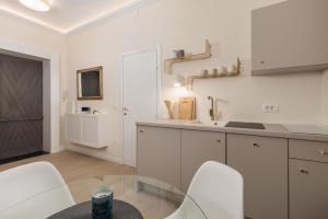 Η κουζίνα ή μικρή κουζίνα στο Opatija PEARL