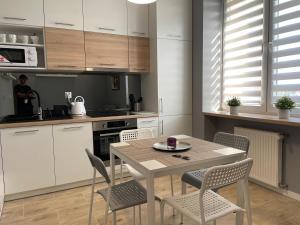 Kuchyňa alebo kuchynka v ubytovaní Apartament HAMBURG