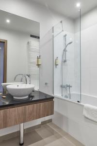 Kúpeľňa v ubytovaní Wronia Business Residence + 14 fotografií