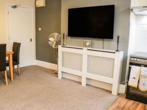 TV a/nebo společenská místnost v ubytování St Hilda's Corner House
