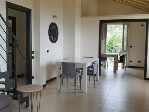 A seating area at Villa Joana