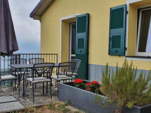 A balcony or terrace at Villa Joana