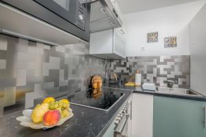 Kuchnia lub aneks kuchenny w obiekcie Apartment Dragica Čižići