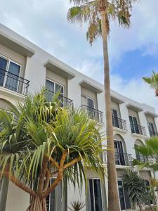 Gallery image of Seven Crown Express & Suites by Kavia in Cabo San Lucas