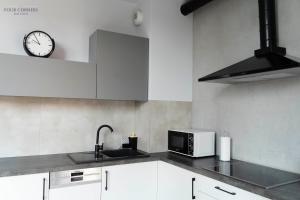 Kuchnia lub aneks kuchenny w obiekcie Gdańsk Old Town - Apartment No 97