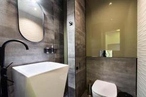 Koupelna v ubytování Ionian Grand Villas - Villa Estella