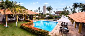 O vedere a piscinei de la sau din apropiere de Sunshine Hotel Cumbuco
