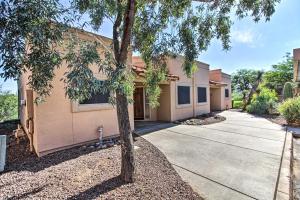 Foto da galeria de Relaxing Green Valley Townhome about 30 Mi to Tucson! em Green Valley