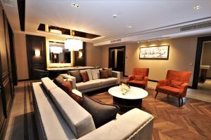 Posezení v ubytování Limak Skopje Luxury Hotel