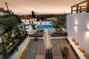 The swimming pool at or close to CasaCarma I, privater Pool, Boho-Design, Tradition