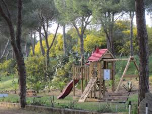Herní místnost nebo prostor pro děti v ubytování Camping Bella Sardinia