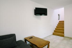 Gallery image of House of Forest in Zărneşti +13 photos