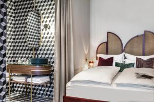 Hotel Josefine 객실 침대