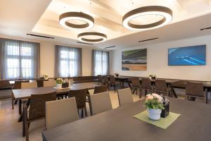 A restaurant or other place to eat at Hotel Spitzerberg by b-smart
