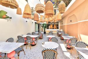 Restaurace v ubytování Luff Suites
